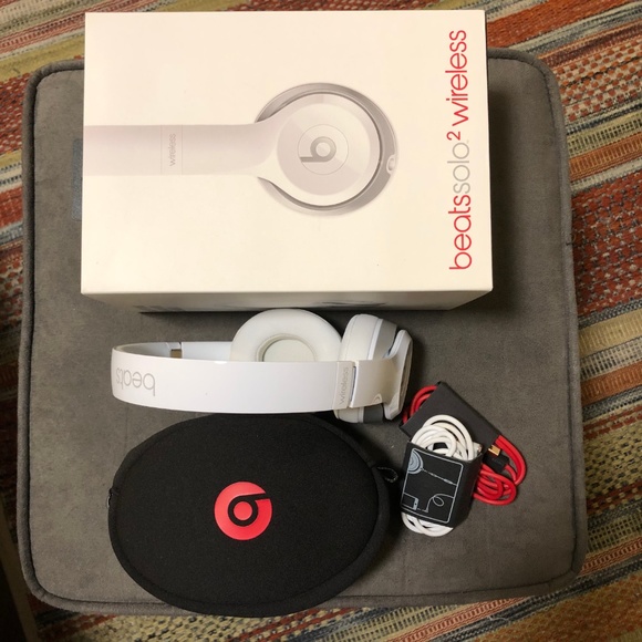 Beats by Dre Other - Beats Solo2 Wireless
